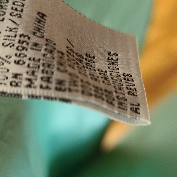 Iridescent 2 piece cocktail pantsuit - Picture 6 of 10